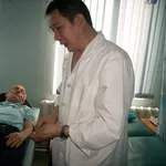 иглотерапевт-невропатолог из Китая МиньШэн(Миша) 