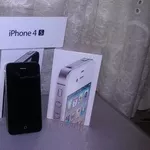 Brand New Apple iPhones 4S 32GB