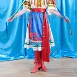  Широкий ассортимент Украинских национальных костюмов 