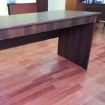 Стол для офиса деревянный