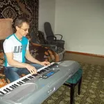 Обучение на гитаре , синтезаторе в Алматы