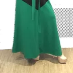 Платье в пол черно-зеленое 