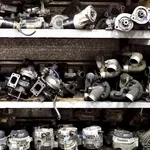 Генератор Nissan VQ30 3л бензин