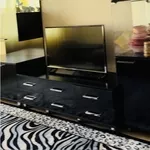 Продаю 1 квартиру  улучшенной планировки.