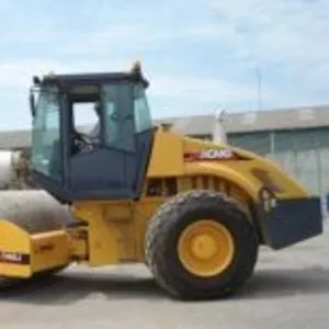 Одновальцевый вибрационный каток XCMG XS142J