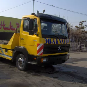 Продам эвакуатор Mersedes 814D 1988.