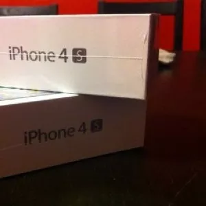 Factory Unlocked Apple iPhone 4s 32GB