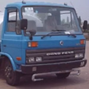 Поливомоечная машина Dong Feng 10 куб, 170 л.с