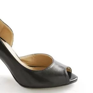 Продажа женской обуви из натуральной кожи европейского производителя 