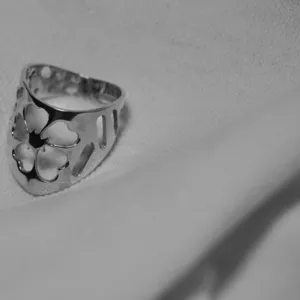 Серебряное кольцо Кензо