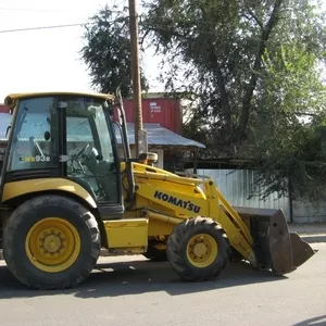 Экскаватор-погрузчик