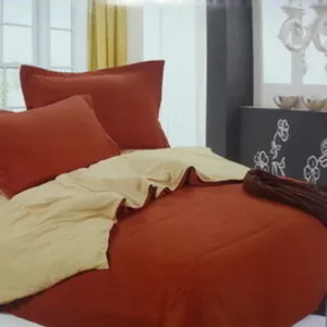 постельное белье и подушки