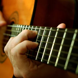 уроки гитары в Алматы  