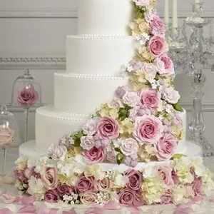 Свадебный торт в Алматы