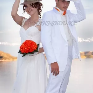 Прокат костюмов и аксессуаров для свадебной фотосессии в Алматы