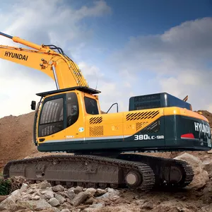 Предлагаем услуги экскаватора! Мы работаем быстро,  качественно и по пр