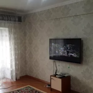 1-комнатная квартира,  Рыскулова 35 — Белинского