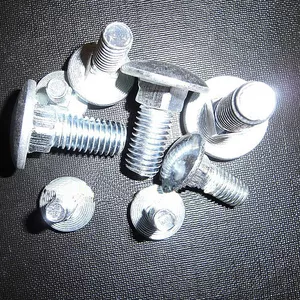 Болт ГОСТ 7798-70,  7805-70 кл.пр. 5, 8