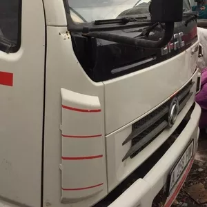 Бензовоз Dong feng L3800