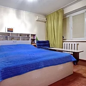 Продам 3-х комнатную квартиру в центре Алматы