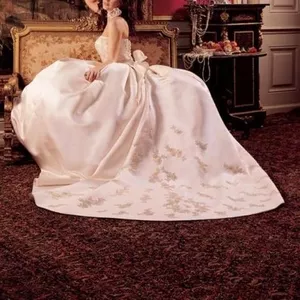 Продам свадебное платье. Производство Великобритания