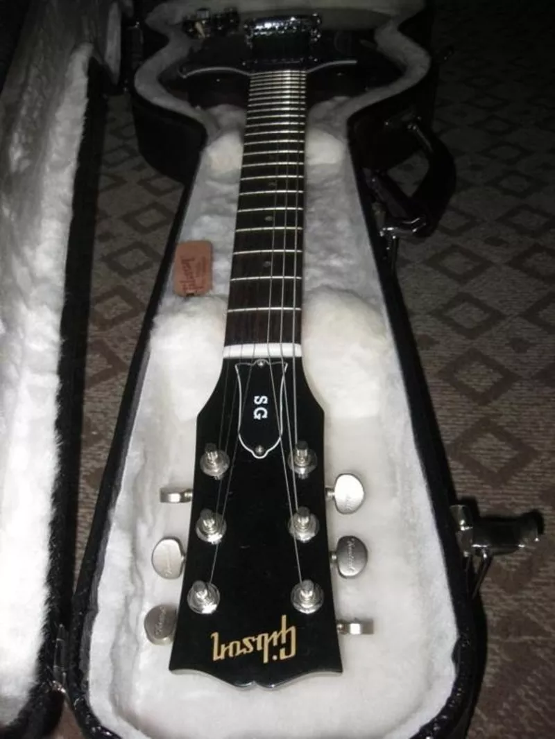 Продаю гитару Gibson ROBOT SG новый!!! 7