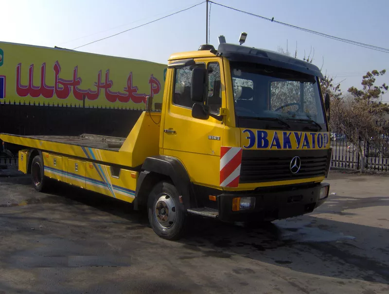 Продам эвакуатор Mersedes 814D 1988.