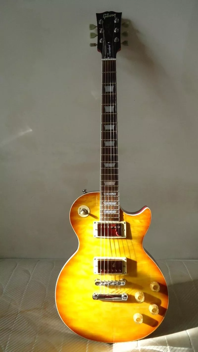 Продам электрогитару Gibson Les Paul Standard