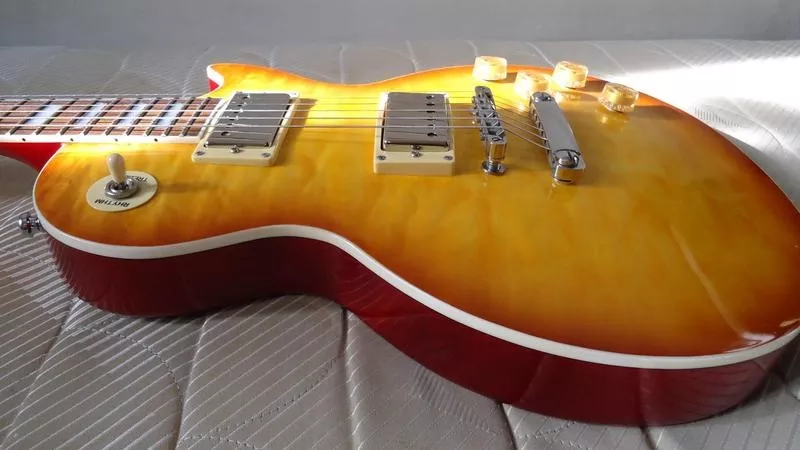 Продам электрогитару Gibson Les Paul Standard 4