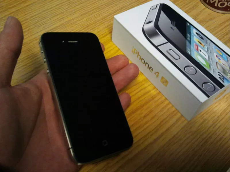 Apple,  iphone 4S 64 Гб всего за $ 550USD,  Apple IPAD 2 32GB Wi-Fi   3G