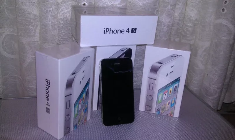 Brand New Apple iPhones 4S 32GB