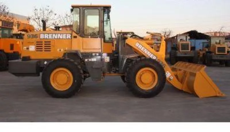 Фронтальный погрузчик BRENNER 936