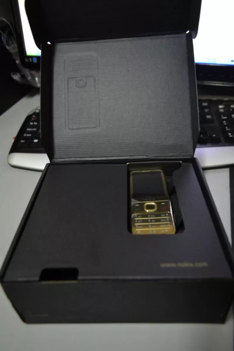 Nokia 6700 classic Gold