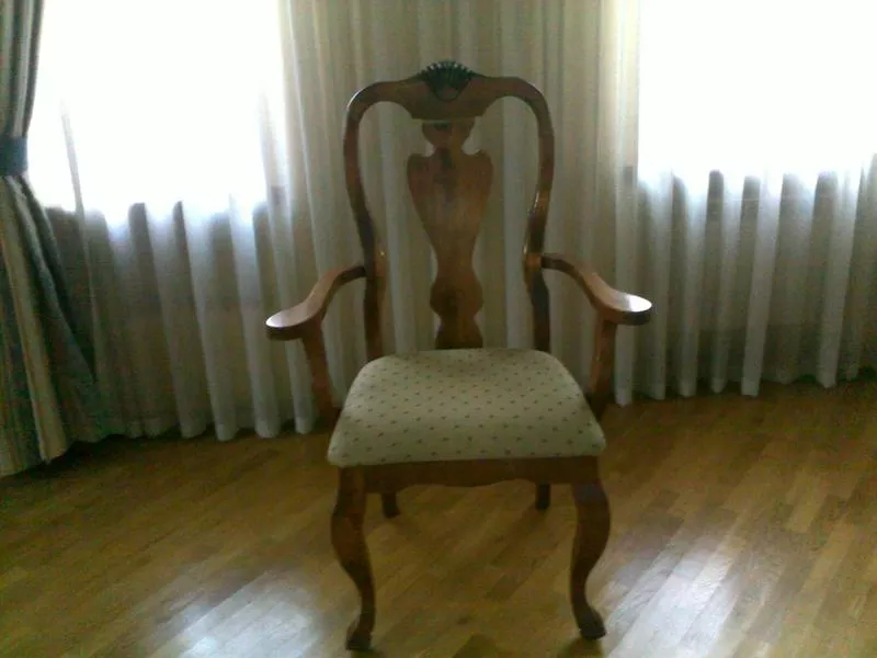 Стол,  стулья 2
