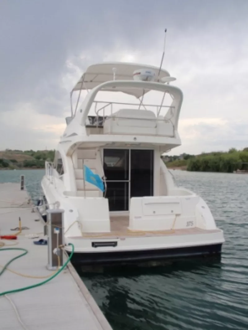 Продам яхту Sea Ray 375 Sedan Bridge 2