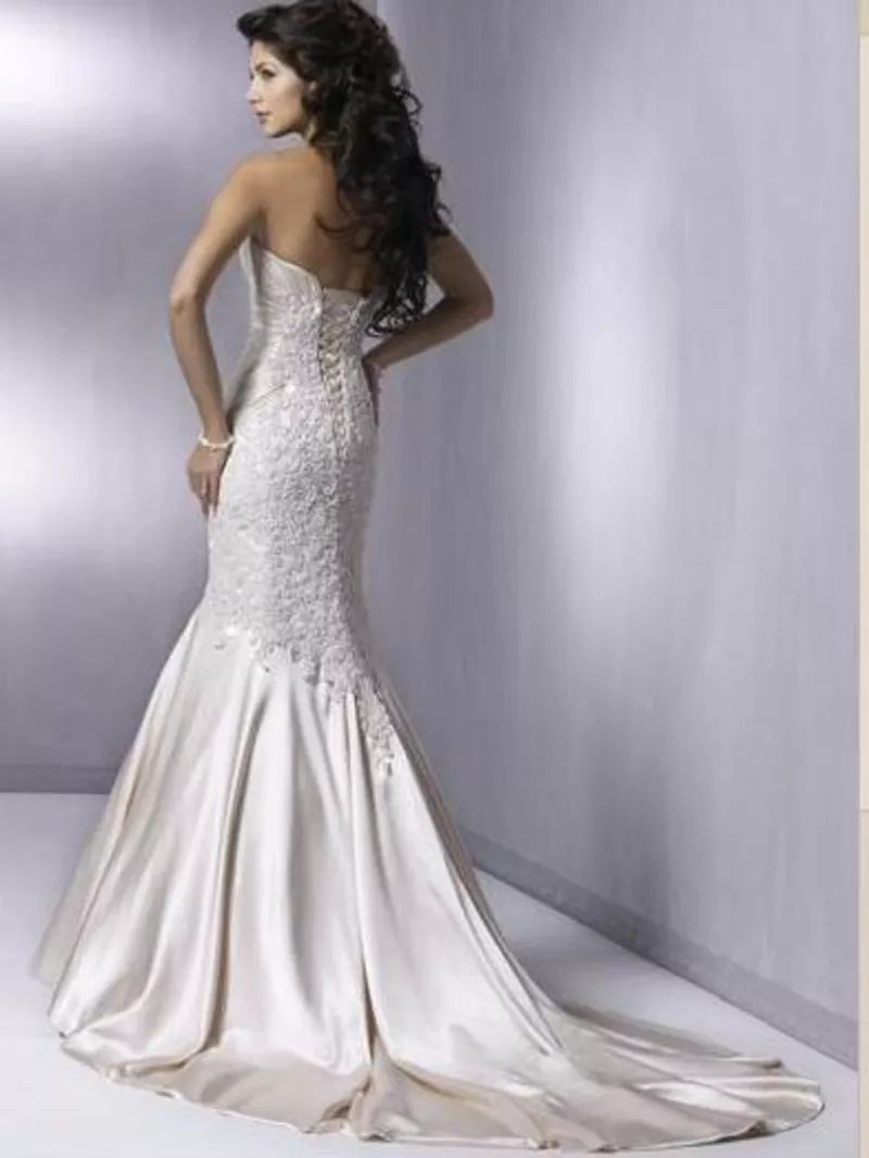 Свадебное платье продам или дам напрокат 2