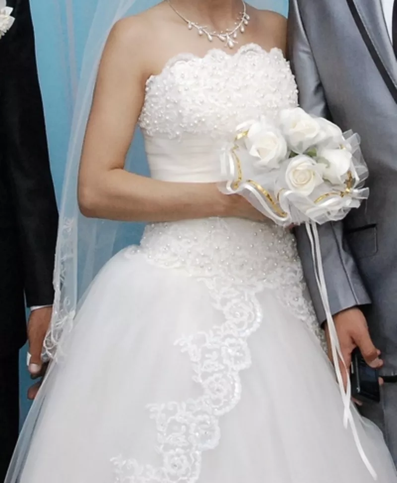 свадебное платье напрокат,  20000 тг. 4