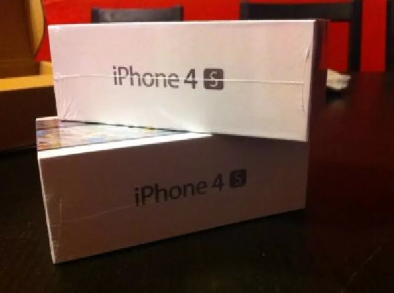 Factory Unlocked Apple iPhone 4s 32GB