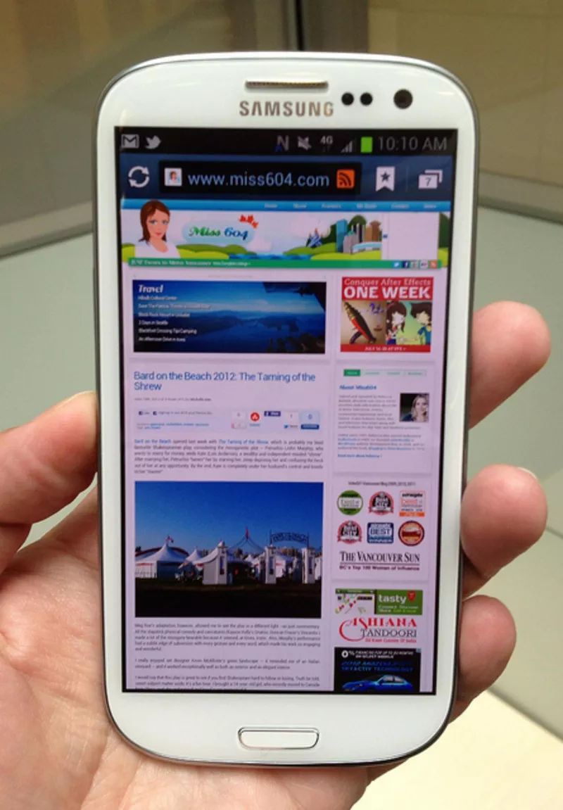   Samsung GT- I9300 32GB Galaxy S III 