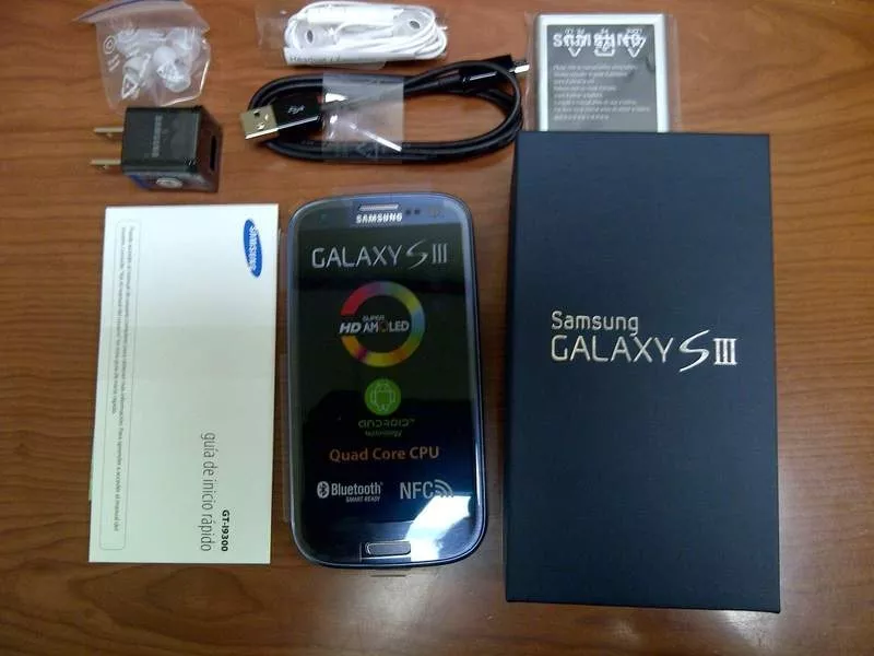 Samsung GT- I9300 32GB Galaxy S III 