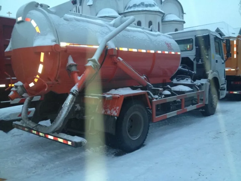 Ассенизаторская машина HOWO DLQ5150GXW3 -8кубов ( аналог КАМАЗ КО 505 3