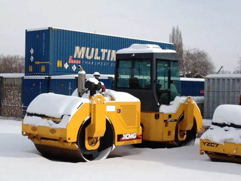 Двухбарабанный каток XCMG XD111 2