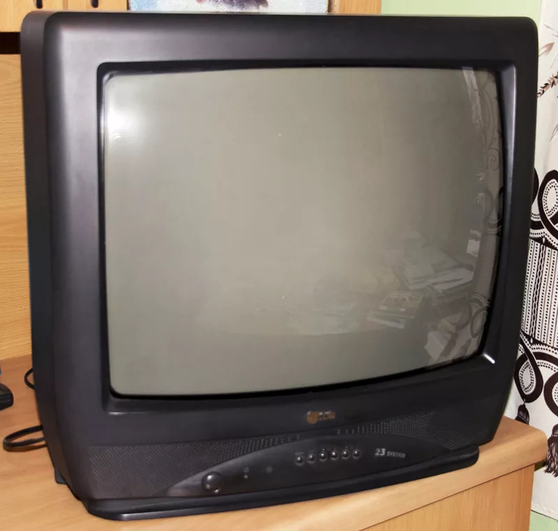 телевизор LG 23 system 