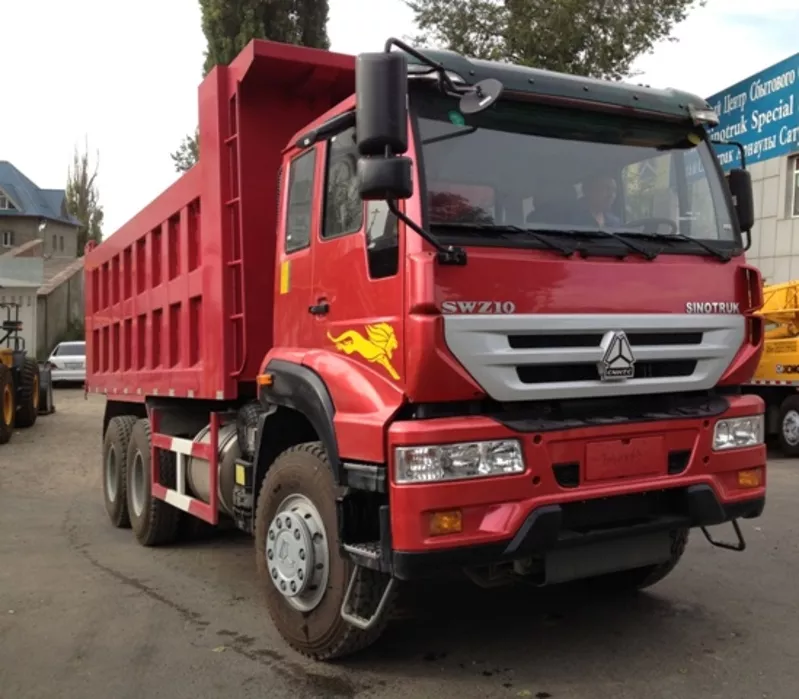 Самосвал SINOTRUK с новой рестайлиноговой кабиной,  30 тонн,  336 л.с