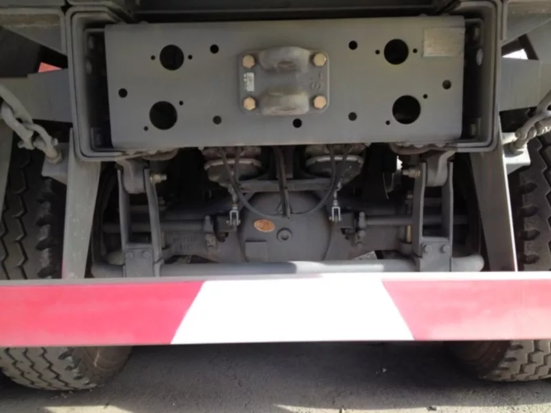 Самосвал SINOTRUK с новой рестайлиноговой кабиной,  30 тонн,  336 л.с 3