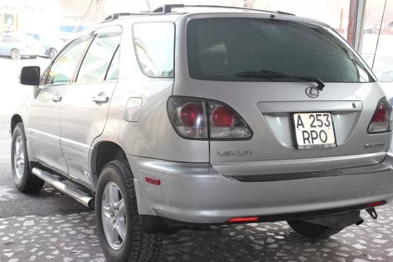 Lexus RX 300 2001 года за 21 000 $ 2