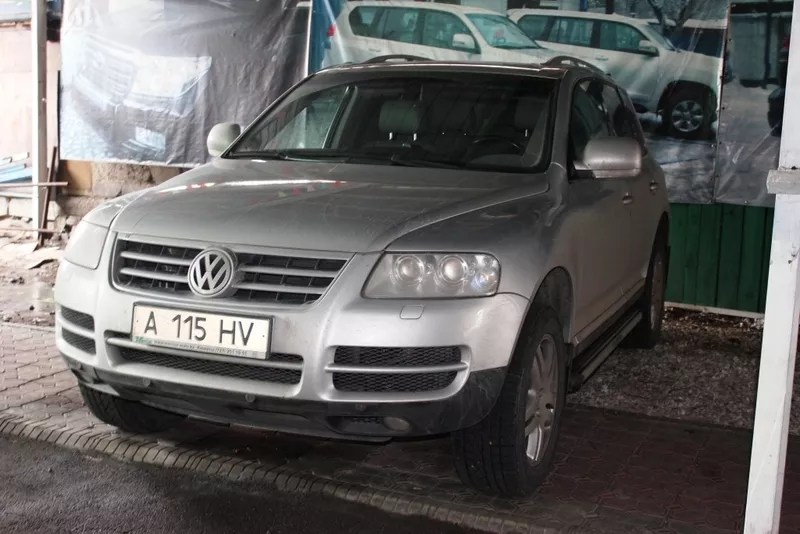 Volkswagen Touareg 2003 года за 27 800 $