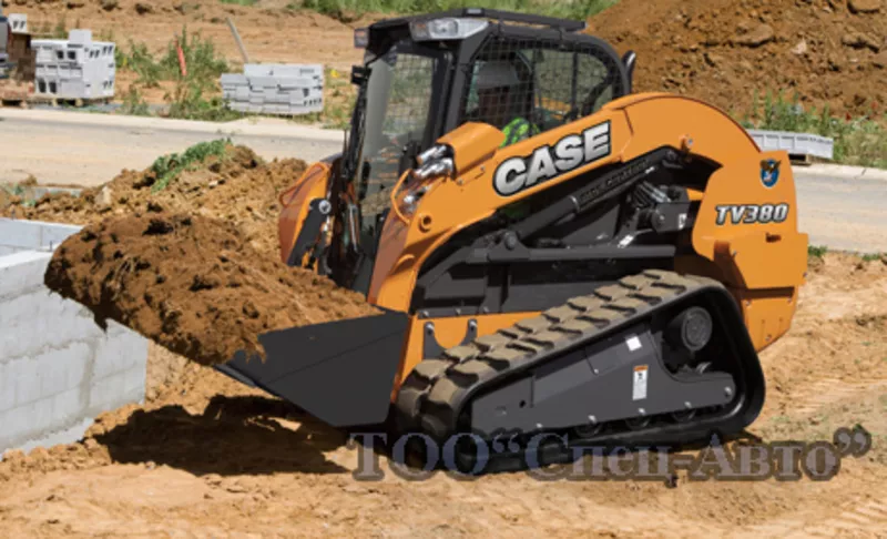 Гусеничный мини-погрузчик TV 380 CASE
