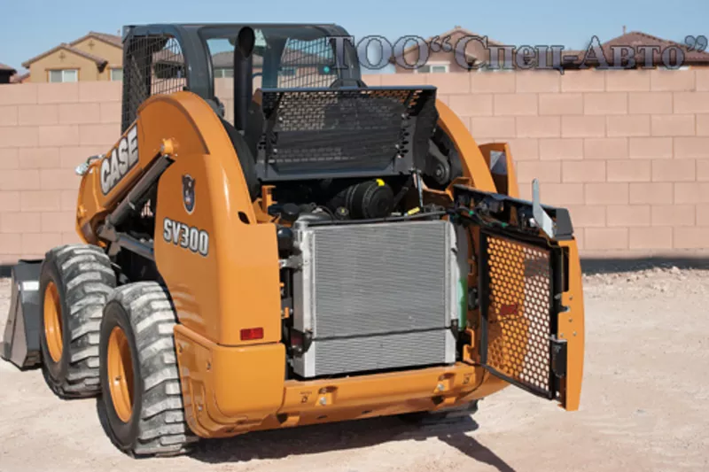 Мини-погрузчик SV 300 CASE 6