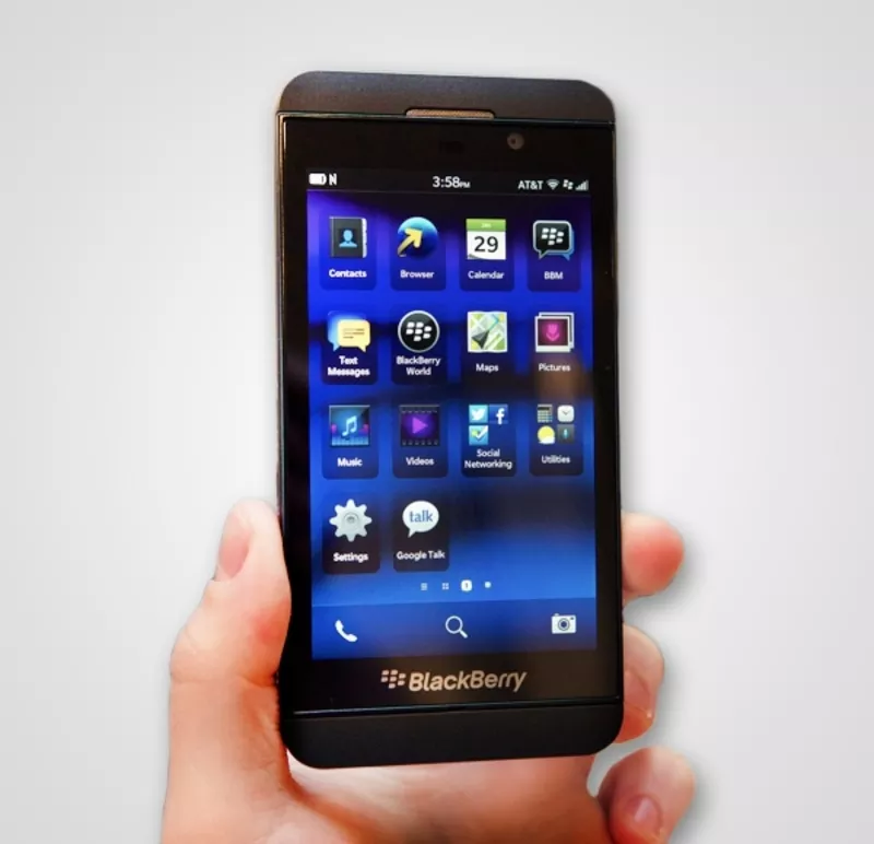 Смартфон BlackBerry Z10 3